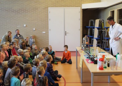 Kinderboekenweek professor “Bennie Dom”
