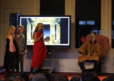 Weekopening groep 8 + schoenendoosactie